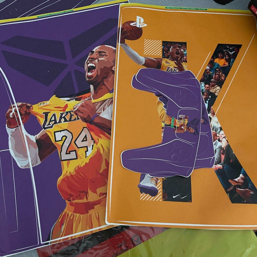 Lakers Kobe Bryant PS5 Skin with controller skins